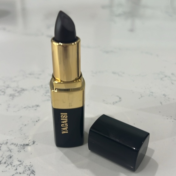 Yacaisi Black Rose Lipstick, Red cherry healthy lipstick, new, Classic Bright, - Picture 3 of 5